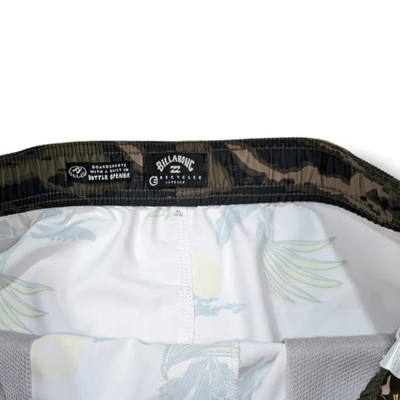 NWT BILLABONG BOARD SHORTS - Picture 3 of 5